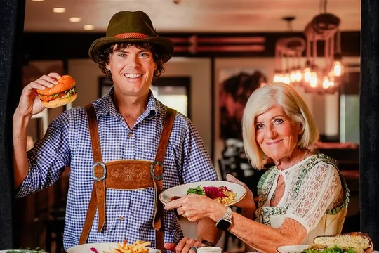 Leavenworth Lunch and History Walking Tour
