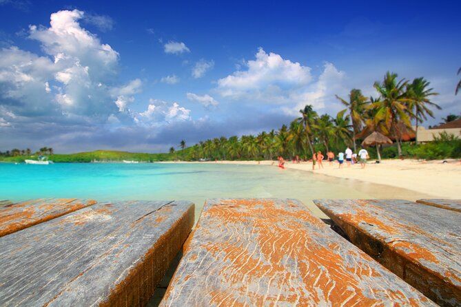 Contoy Island & Mujeres island, snorkeling & lunch on the beach.