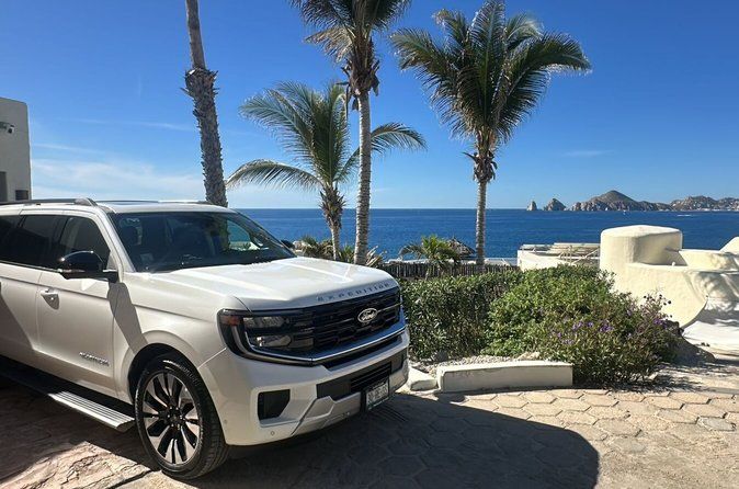 Luxury Transfers From The Airport In Los Cabos