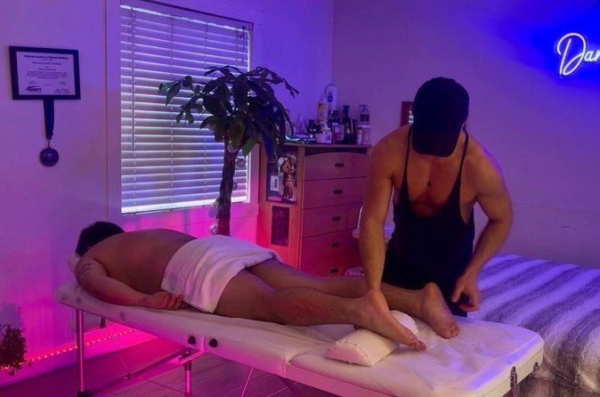 Full Body Hot Oil Massage Experience