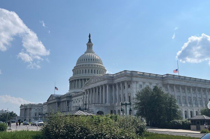 Sports History Walking Tour in Washington
