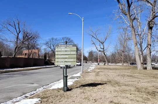 Forest Park E-Bike Tour with Optional Saint Louis Zoo Visit