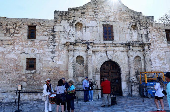 San Antonio and Missions Highlight Tour 3 Hours Small Group