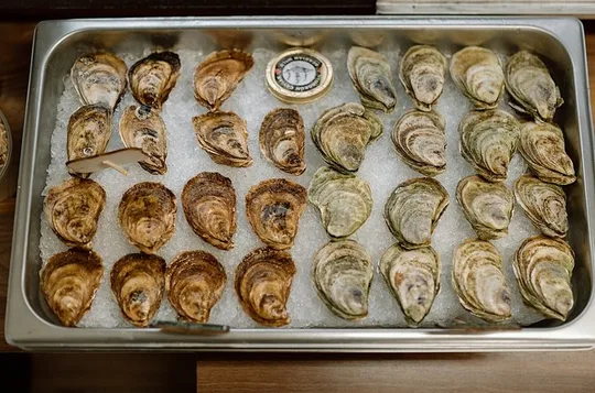 SIP & SHUCK - Oesteropencursus / Op korte loopafstand van cruiseschepen