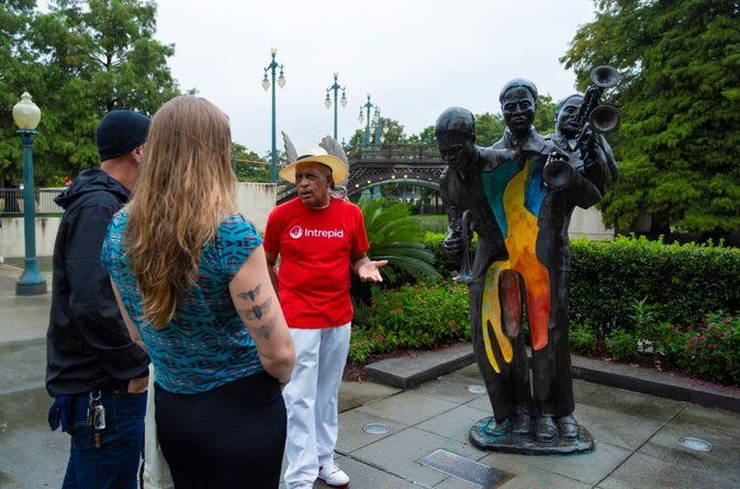 New Orleans Jazz Night Private Tour with Live Musician