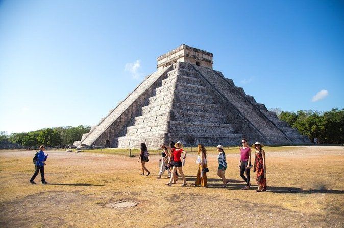 Small Group Chichen Itza Classic Expedition Skip the Lines