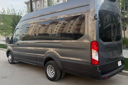 Calgary Private Airport & City Transfer