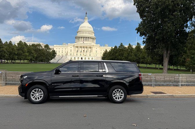Trasferimento privato da o per l'aeroporto Dulles IAD a Washington DC