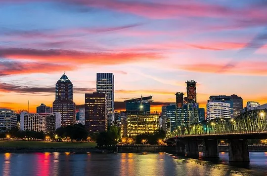 Ghostly Shadows of Portland Tour Family Friendly Ghost Stories
