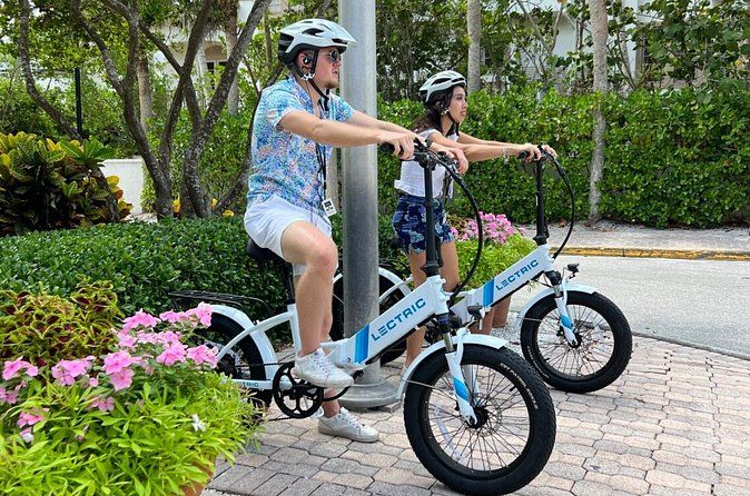 E Bike Tour - Explore Downtown Naples Florida - Fun & Scenic Tour