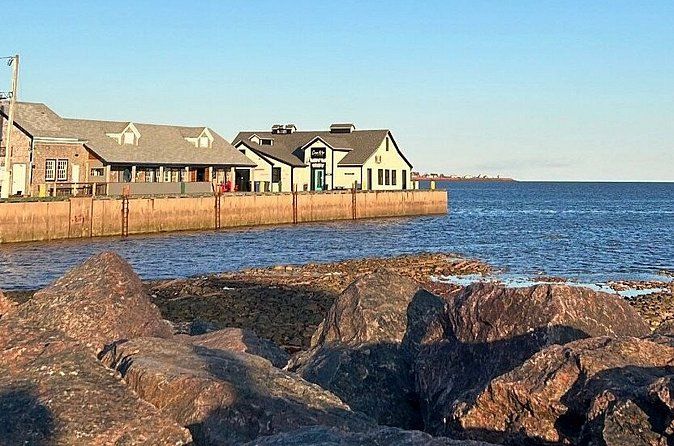 PEI: Victoria by the Sea Tasting Tour:Seafood, Wine and Chocolate