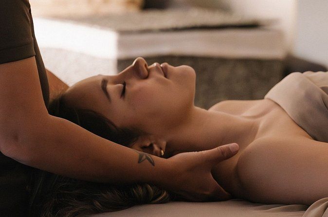 Private Luxury 60-Minute Spa and Massage in Honolulu