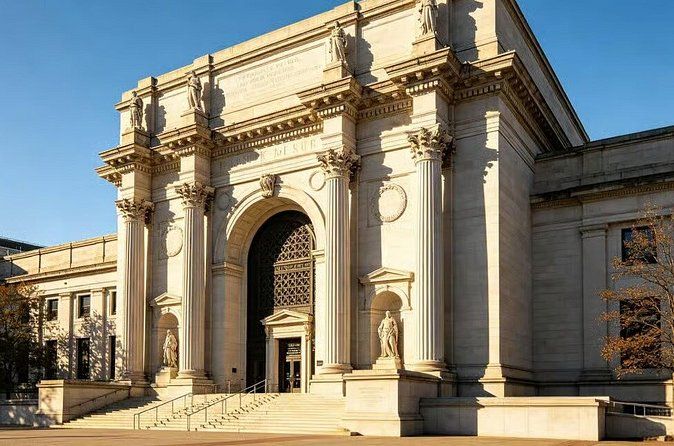 The American Museum of Natural History Guided Tour in NYC
