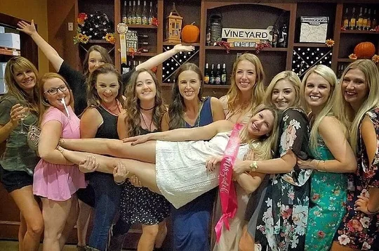 Bachelorette Wine Tour in Temecula