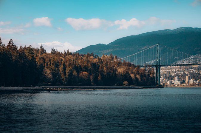 An Introduction to Vancouver by Private City Sightseeing