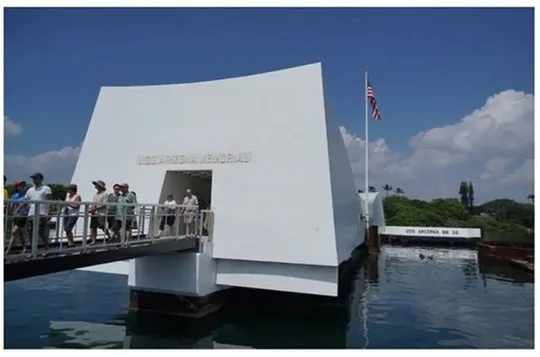 Private Pearl Harbor Tour USS Arizona and Historic Honolulu