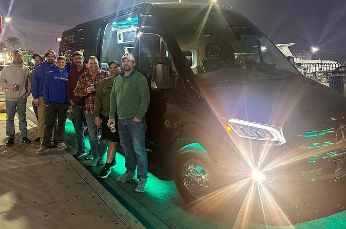 Viva Luxe Vegas Experiences Luxury Tours with Scenic Views