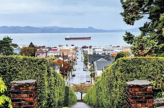 Oregon Coast Full Day Tour Astoria Goonies House and Cannon Beach
