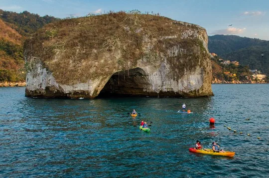 The Arches Snorkeling by Kayak & SUP