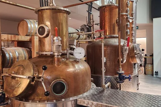 Kelowna Wine Cider Spirits Beer Tour