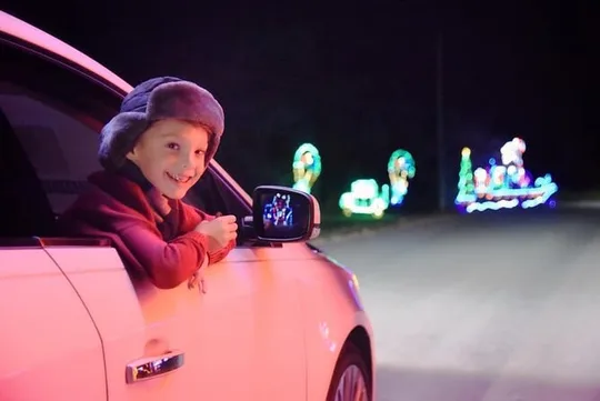 Luci di gioia - Drive-Thru di luci natalizie