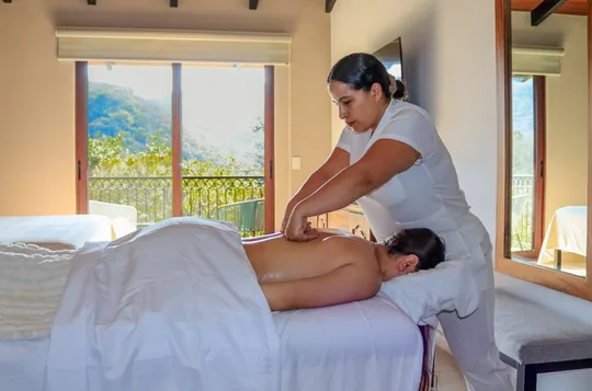 Relaxing Massage by IYARI Clinic Spa in Puerto Vallarta