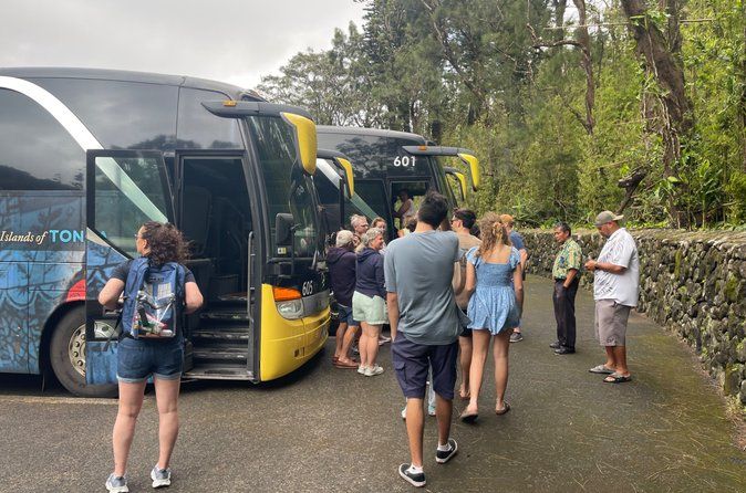 East Oahu Historical Sites and Kailua Town Tour