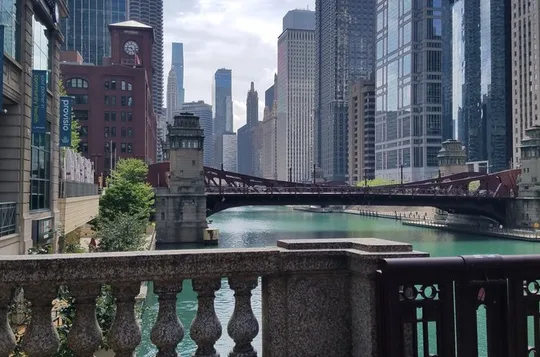 Private History and Architecture of Chicago Loop Walking Tour