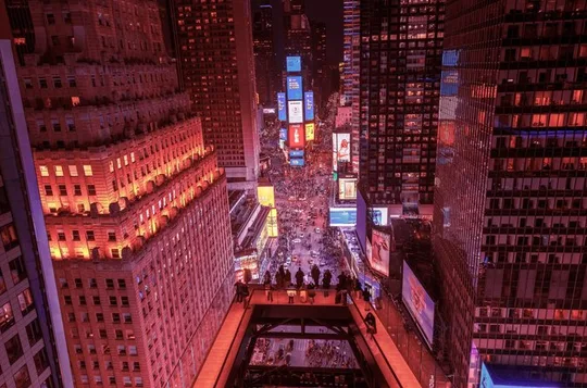 NYC: One Times Square Skywalk
