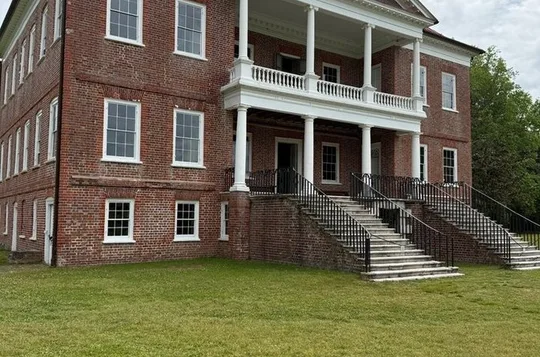 Private Drayton Hall Plantation Tour with Transportation