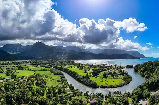 Hanalei River Paddle and Bay Snorkel Tour with Lunch Included
