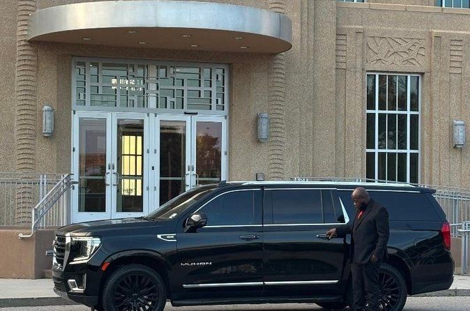 New Orleans Premium Airport Round Trip Transportation