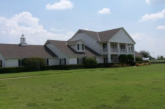 Southfork Ranch and Ewing Mansion Tour from Dallas