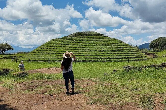 Private One Day Tour in Los Guachimontones and José Cuervo Tequila