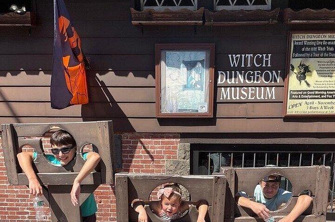 Salem Massachusetts Scavenger Hunt Interactive Walking Activity