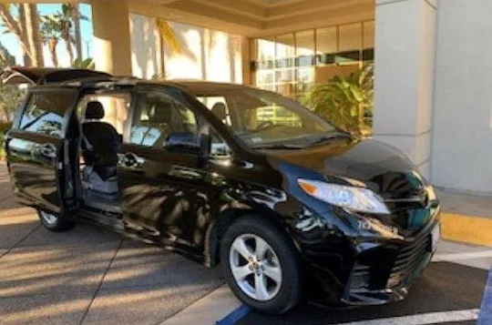 【Japanese Driver Commitment】 Los Angeles International Airport⇒Down Hotel We provide Japanese hospitality and security with a transfer service.